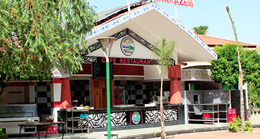 restaurant restaurant